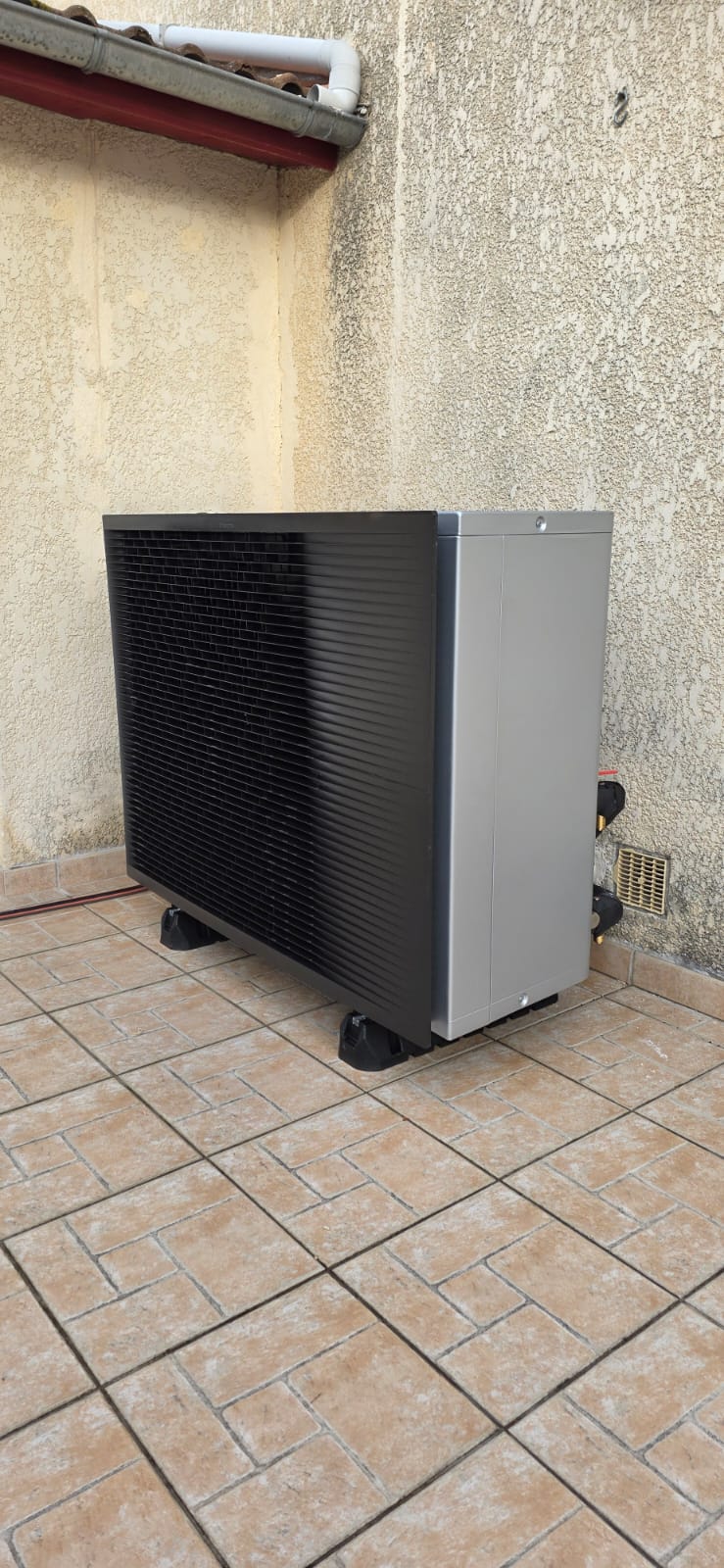 Aquatherm Solutions — Installation pompe à chaleur air/eau